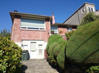 3263 36th Ave SW, Seattle, WA 98126