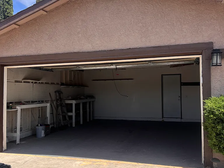 Yucca St — Photo 2