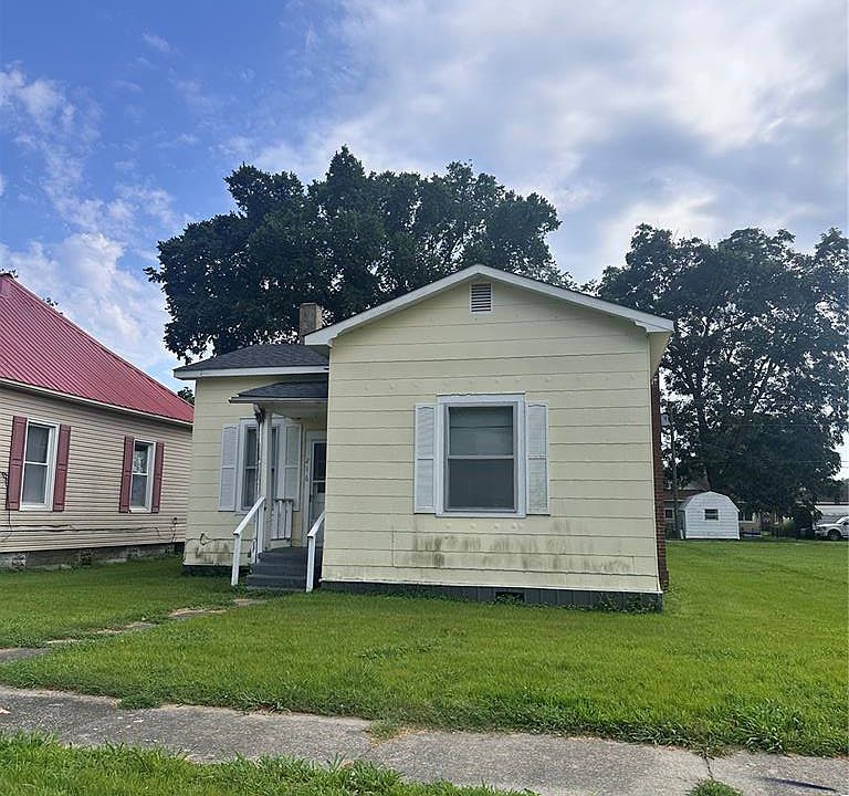 1st image of 216 Parker Ave