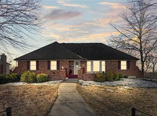 11001 E 85th St, Raytown, MO 64138