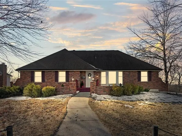 11001 E 85th St, Raytown, MO 64138