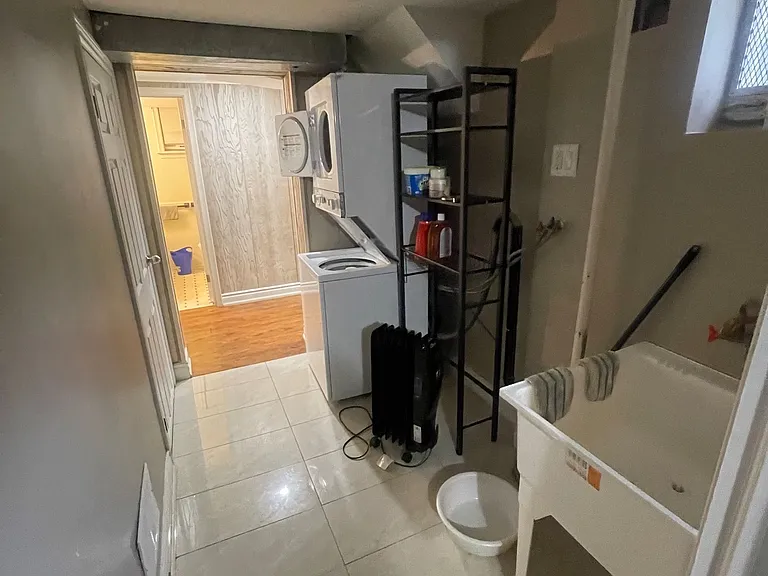 52 Beacham Cres #BASEMENT — Photo 8