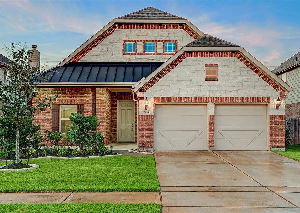1st image of 2819 Parkside Village Ct