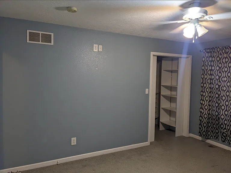 208-210 Cherry St #208 — Photo 12