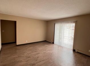 1601 30th St NW, Cedar Rapids, IA 52405