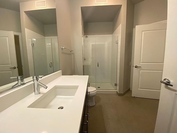5th image of 90 W Polk St #2