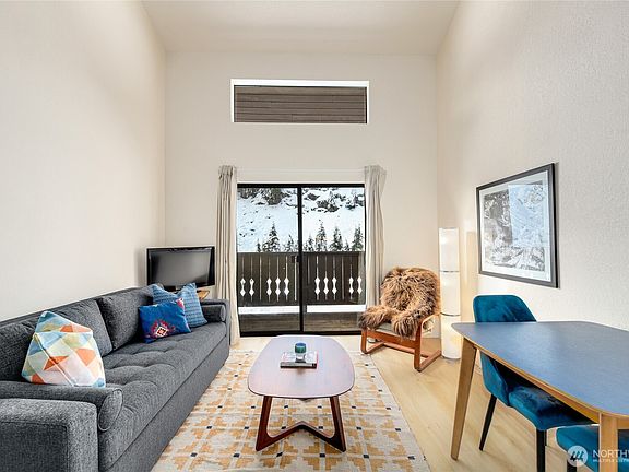2nd image of 74 Erste Street #2106
