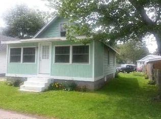 30 Crouch Rd, Branford, CT 06405