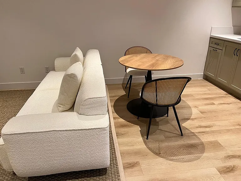 1744 Butler Ave #205 — Photo 60