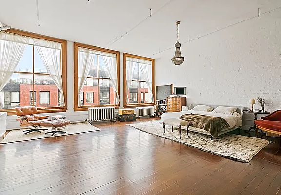 2nd image of 705 Driggs Ave #10