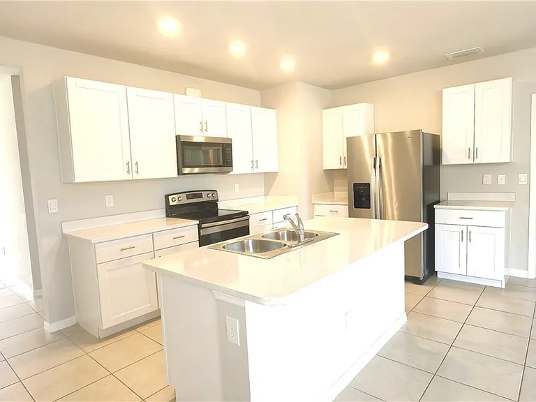 18540 Cronin Sand Ln — Photo 3
