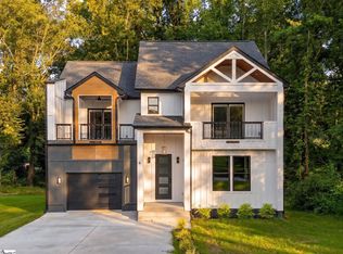 4 McKinley Dr, Greenville, SC 29611