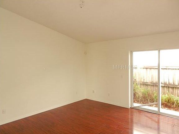 3rd image of 488 Briar Bay Cir
