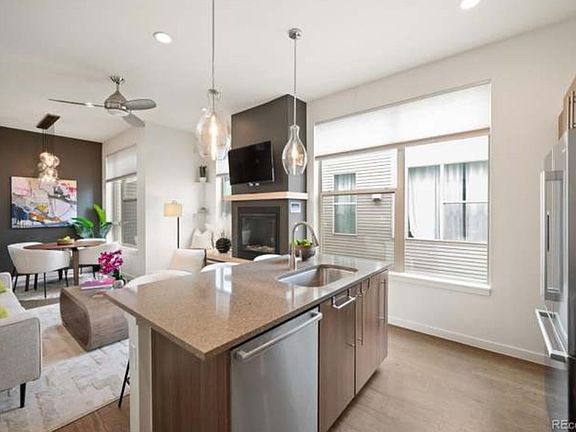 3rd image of 3628 Navajo St