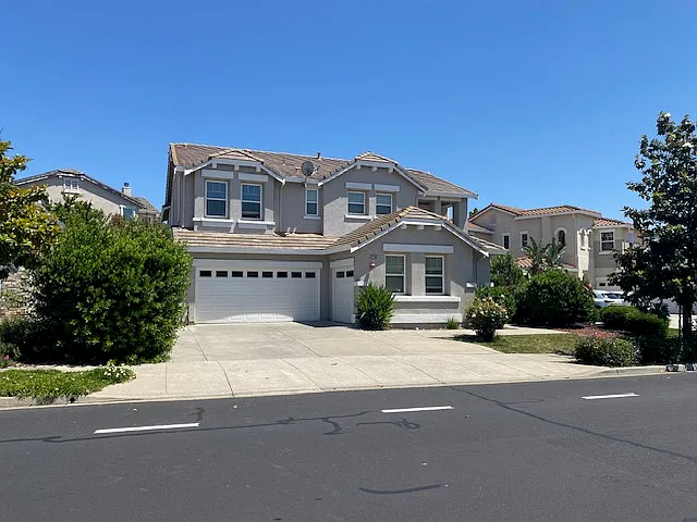 2708 Presidio Dr