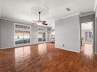 4721 Layla Rd, Arlington, TX 76016