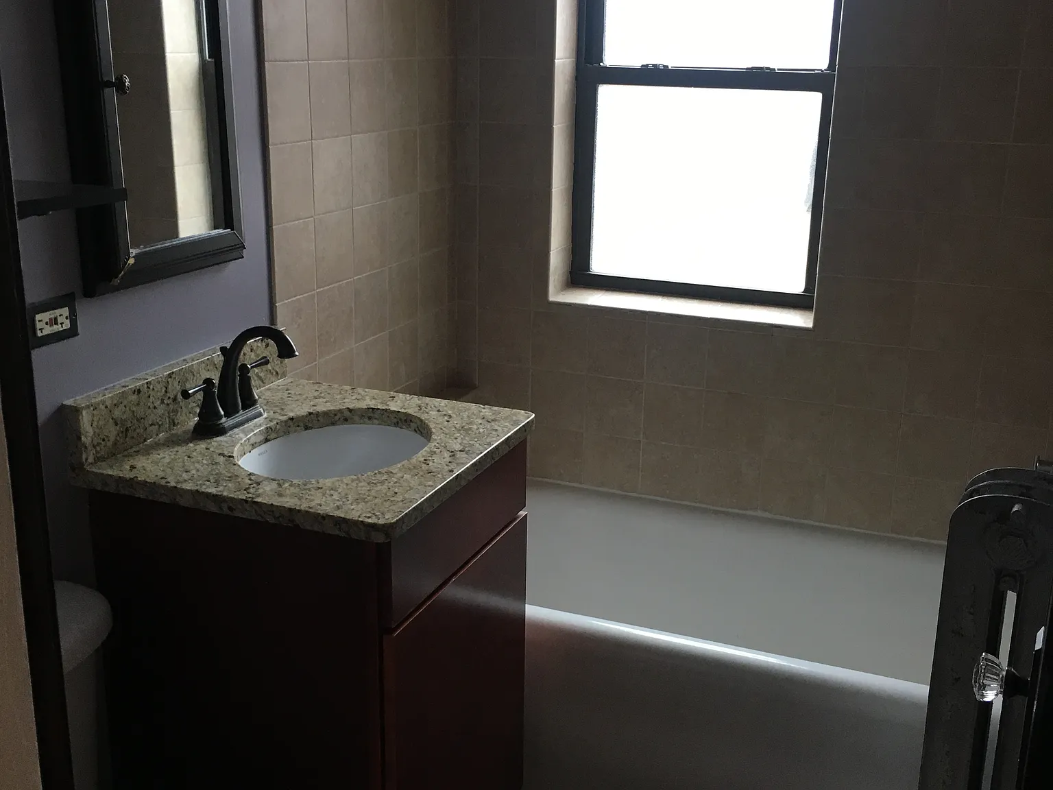 906 S Elmwood Ave — Photo 4