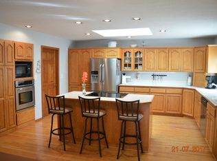 2025 NW Saint Andrews Dr, McMinnville, OR