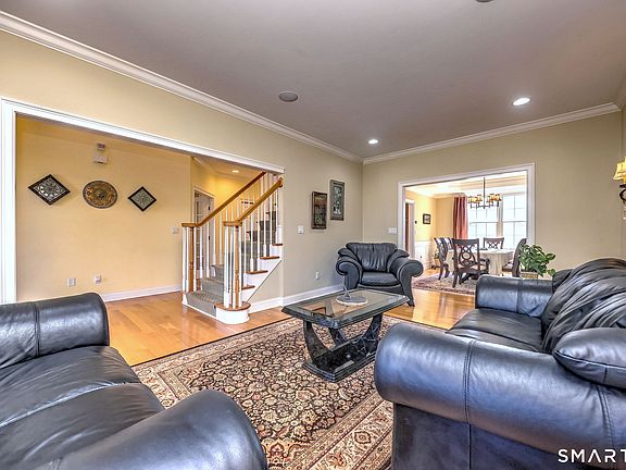 5th image of 44 Randolph Farm Road