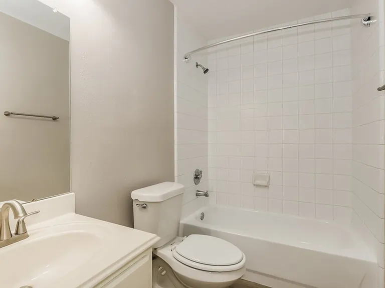 12080 La Salle River Rd — Photo 15