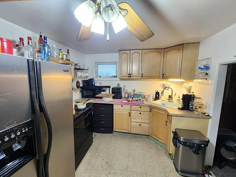 103 County St — Photo 7