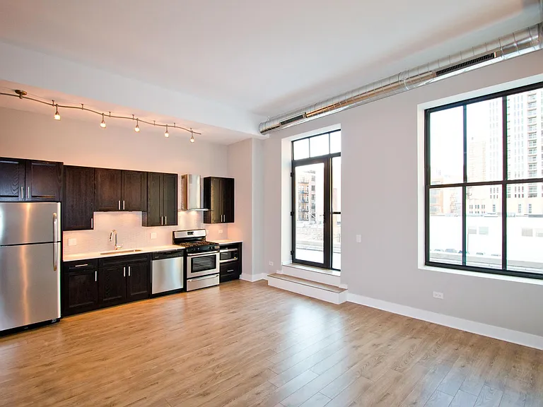 Aviation Lofts — Photo 2