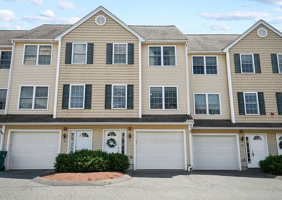 417 Hildreth St Lowell MA Zillow