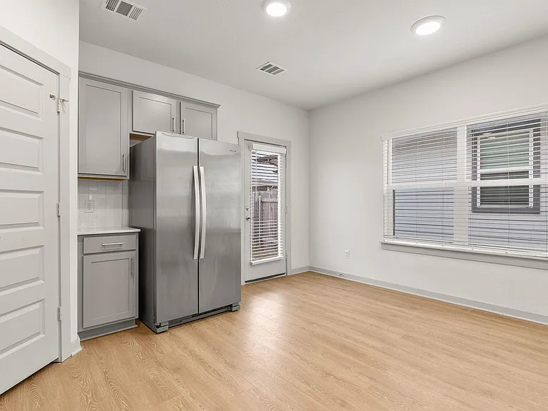 117 New Hampton Way — Photo 12