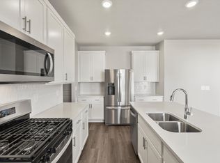 3401 N Browning St, Eagle Mountain, UT 84005