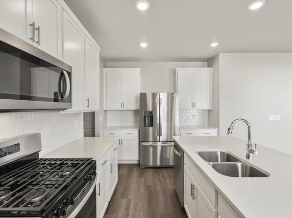 3401 N Browning St, Eagle Mountain, UT 84005