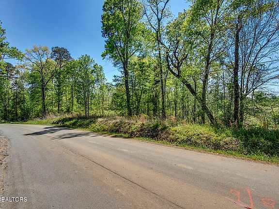 4th image of 505 Oak Grove Rd