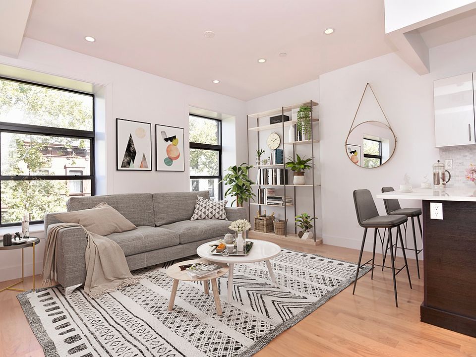 1st image of 140 W 130th St #6