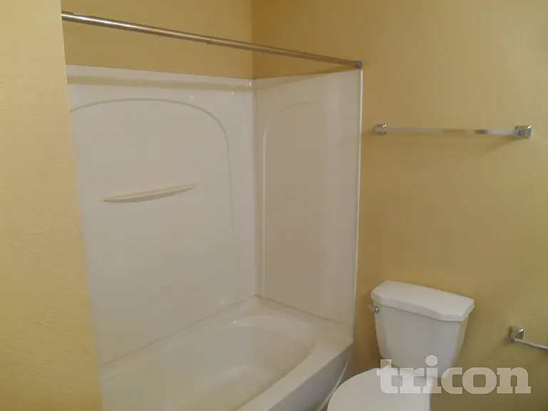 1706 N Comanche Dr — Photo 13
