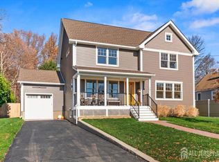 26 Forrest Ave, Lawrence Township, NJ 08648