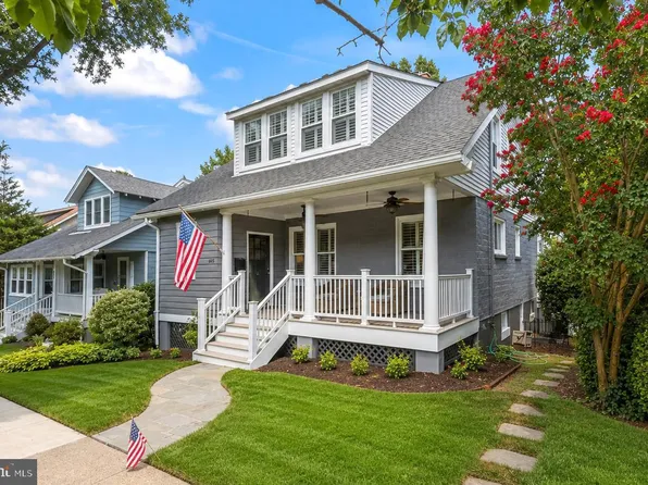 605 Johnston Pl, Alexandria, VA 22301