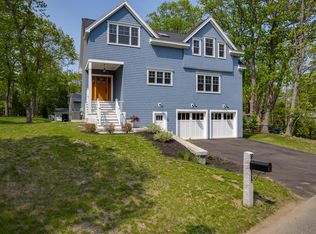 18 Eastern Point Rd, York, ME 03909
