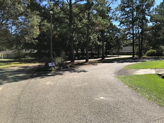 4th image of 8327 Hermitage Dr