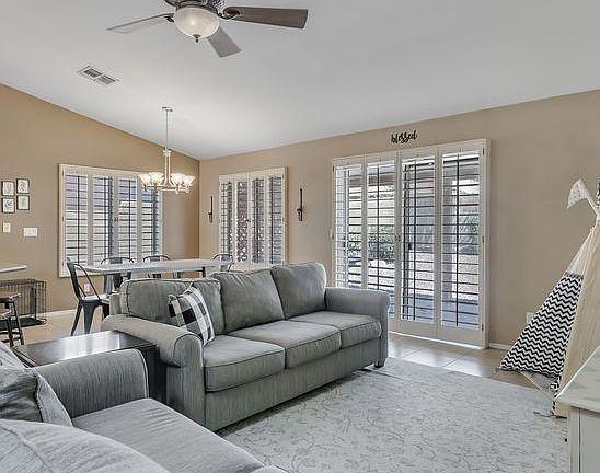 3rd image of 2836 E Blackhawk Dr