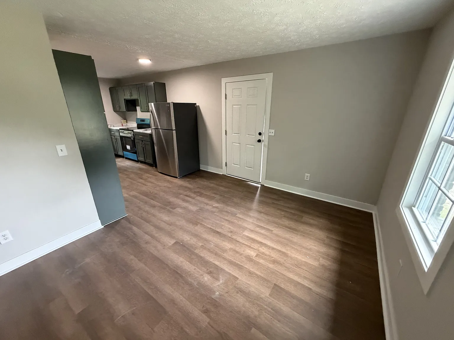 909 Blue Ridge Drive - A — Photo 3