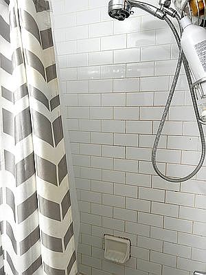 5th image of 206 E 32nd St APT 3FW