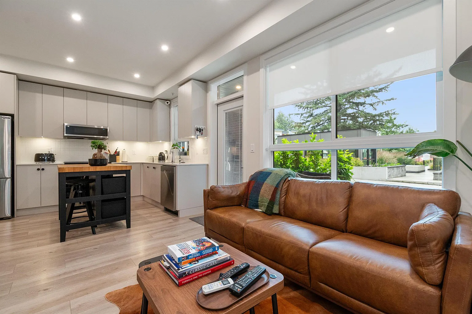 45511 Campus Dr #103 photo 1