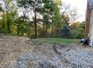 1116 Daisy Ln, Crescent, PA 15046