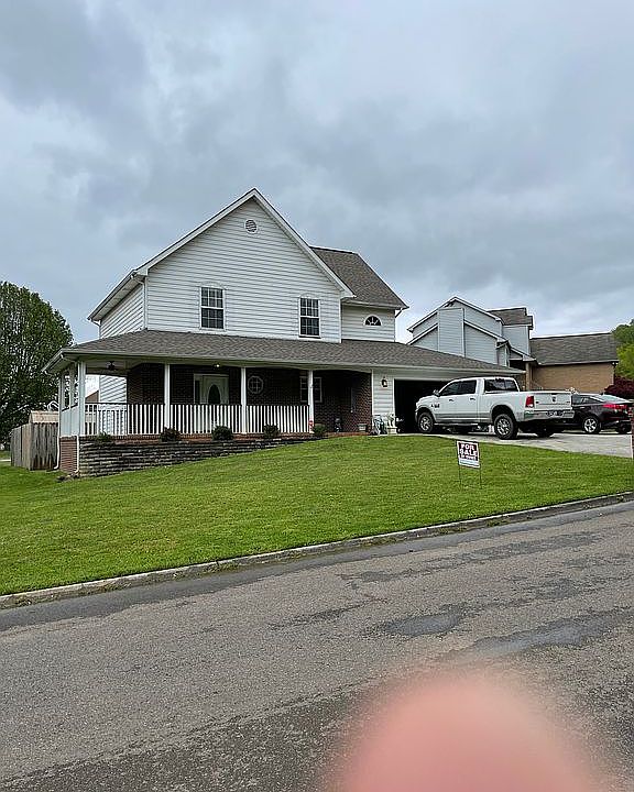 1st image of 3728 Stoneridge Dr