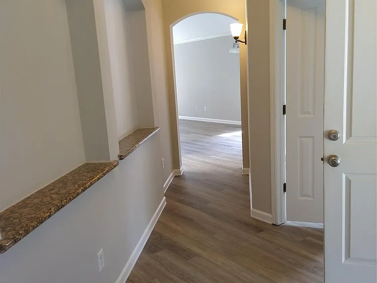 8706 Priest River Dr — Photo 2