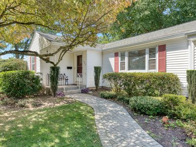 405 Connecticut Avenue, Newington, CT, 06111