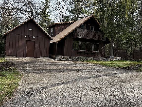 2nd image of 4716 Onaway Rd