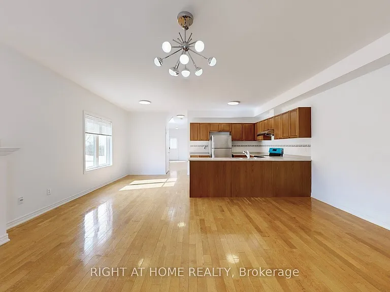 56 N Lake Rd #13 — Photo 7