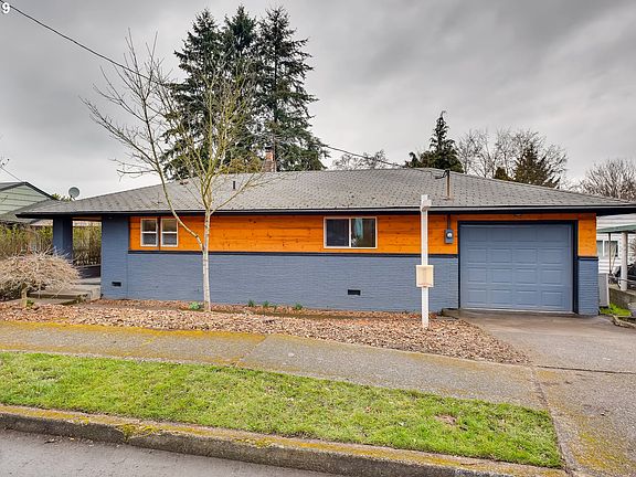 4th image of 3404 E McLoughlin Blvd