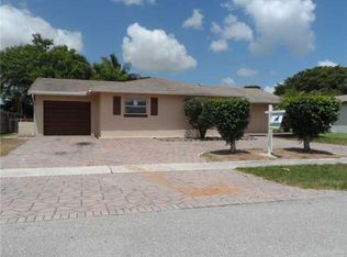 10567 Sleepy Brook Way, Boca Raton, FL 33428