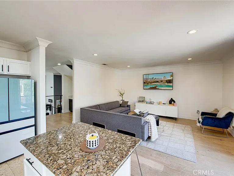 7330 De Soto Ave — Photo 17